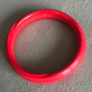 RED BANGLE BRACELET VINTAGE